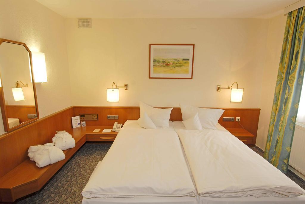 Balladins Superior Hotel Gutsmann Bad Bramstedt Habitación foto