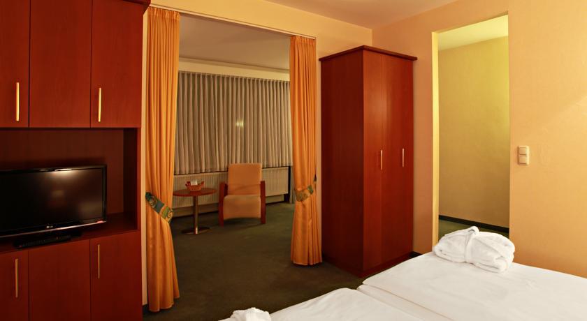 Balladins Superior Hotel Gutsmann Bad Bramstedt Exterior foto