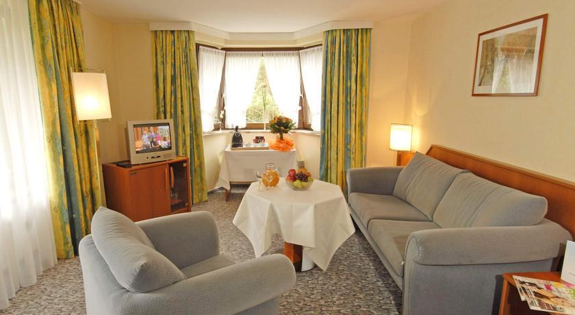 Balladins Superior Hotel Gutsmann Bad Bramstedt Exterior foto